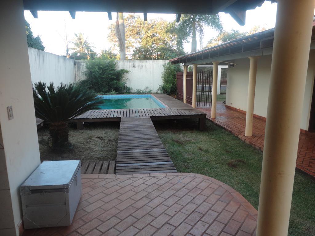 Hostel Casa Amarela Campo Grande (Mato Grosso do Sul) Exterior photo