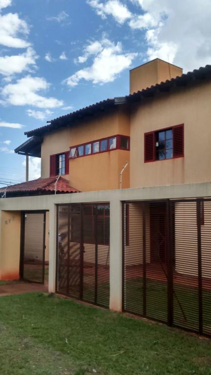 Hostel Casa Amarela Campo Grande (Mato Grosso do Sul) Exterior photo